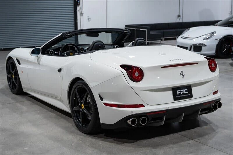 2016 Ferrari California T - Image 4 of 31