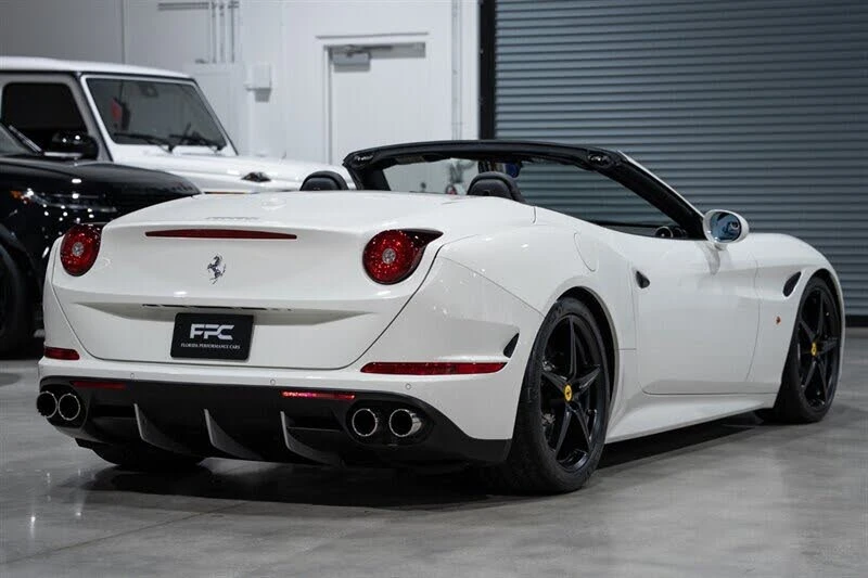 2016 Ferrari California T - Image 6 of 31