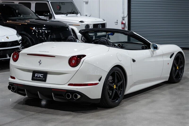 2016 Ferrari California T - Image 7 of 31