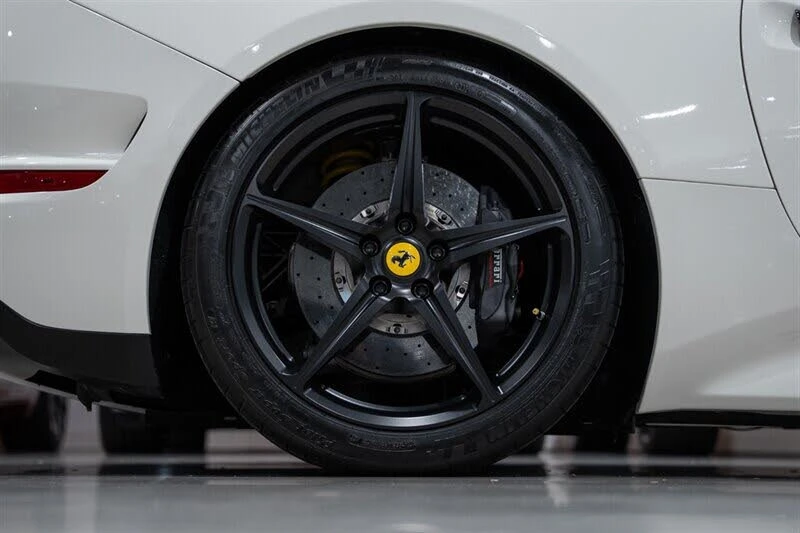 2016 Ferrari California T - Image 15 of 31