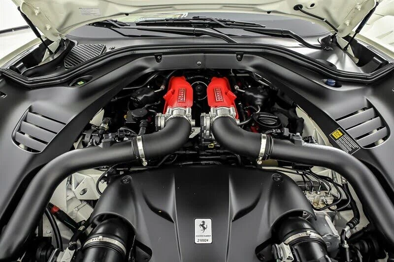 2016 Ferrari California T - Image 17 of 31