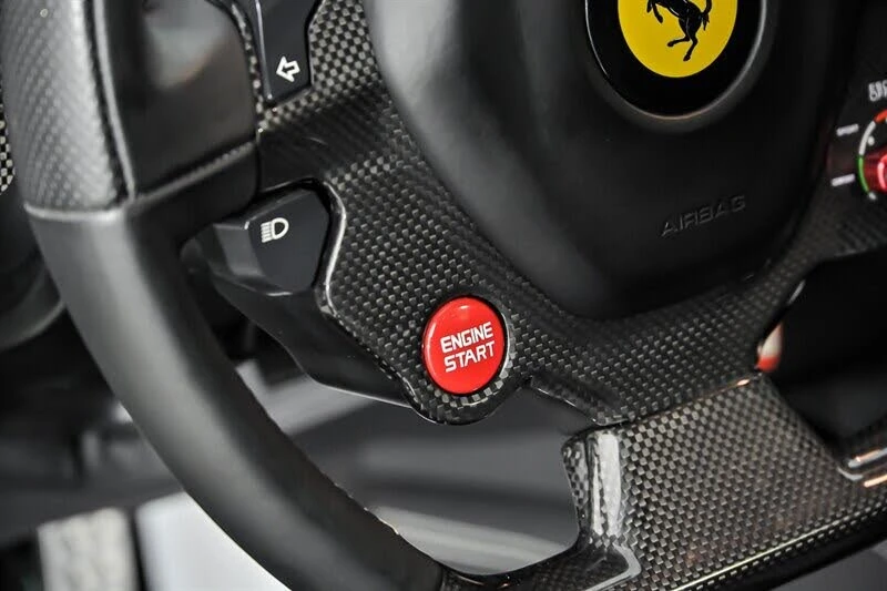 2016 Ferrari California T - Image 24 of 31
