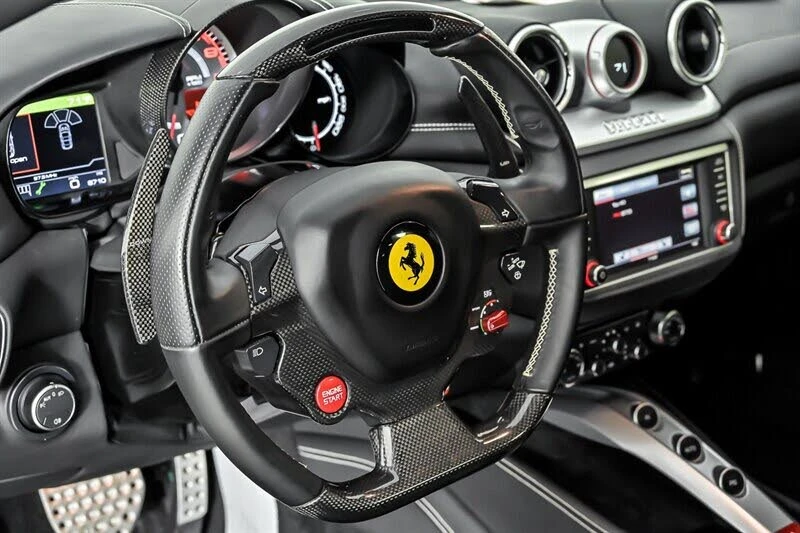 2016 Ferrari California T - Image 23 of 31