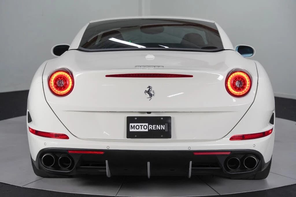 2016 Ferrari California T - Image 8 of 31