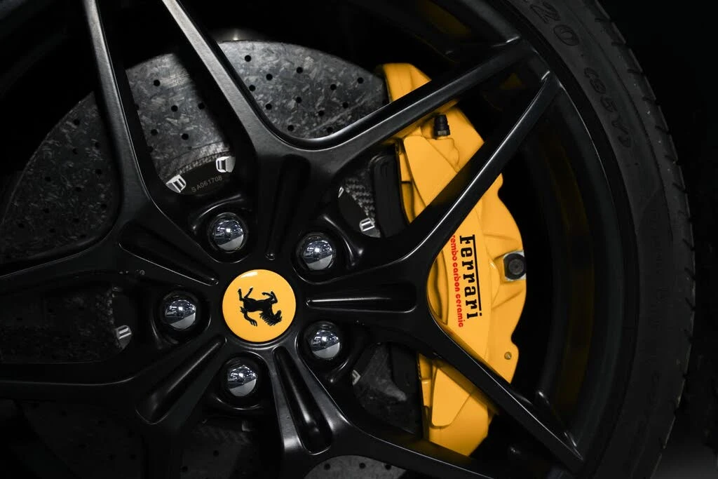 2016 Ferrari California T - Image 18 of 31