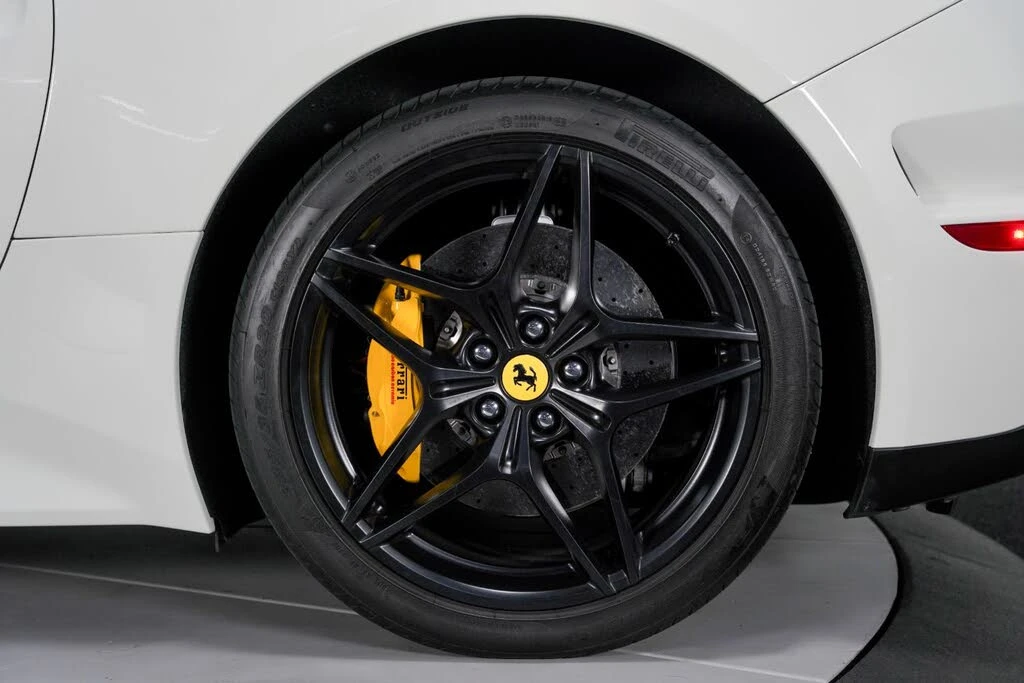2016 Ferrari California T - Image 20 of 31