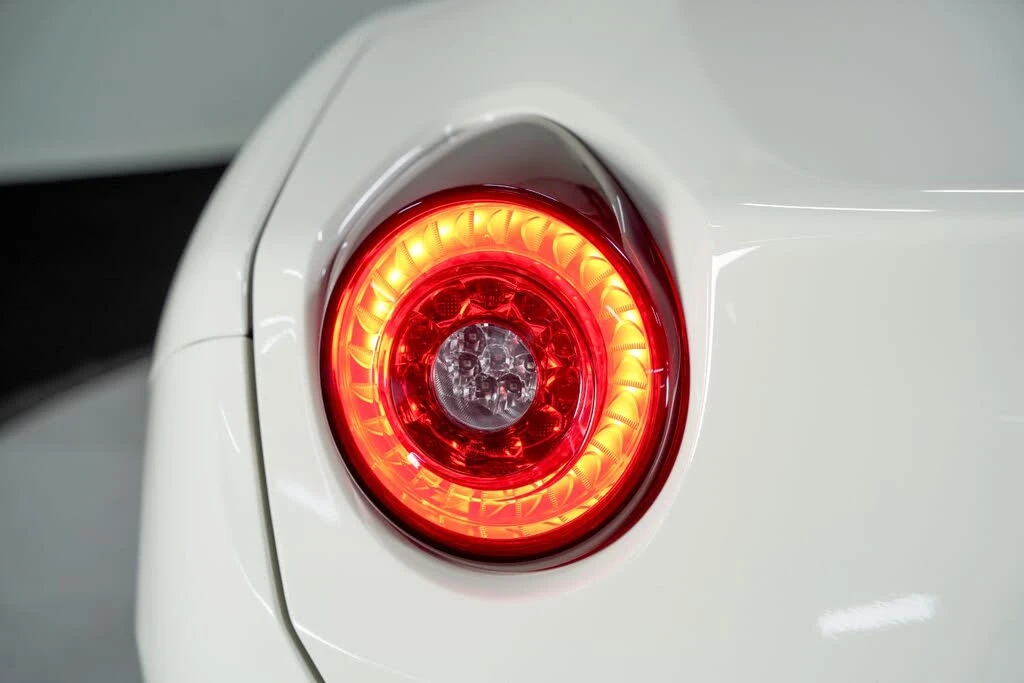 2016 Ferrari California T - Image 21 of 31
