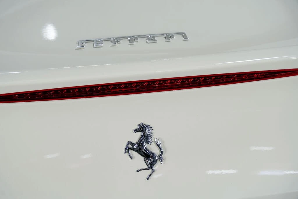 2016 Ferrari California T - Image 22 of 31