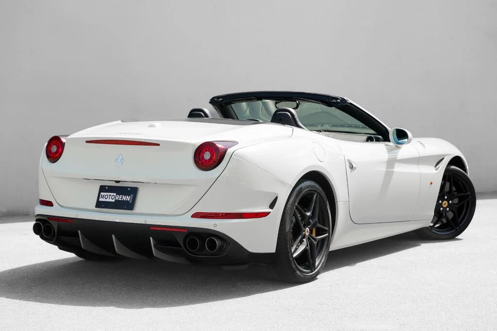 2016 Ferrari California T - Image 3 of 31