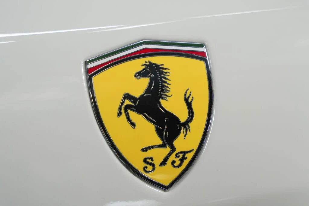 2016 Ferrari California T - Image 19 of 31