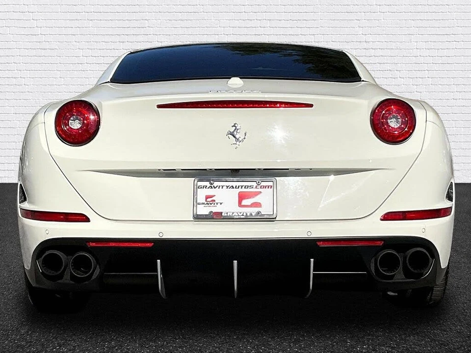2016 Ferrari California T - Image 5 of 23