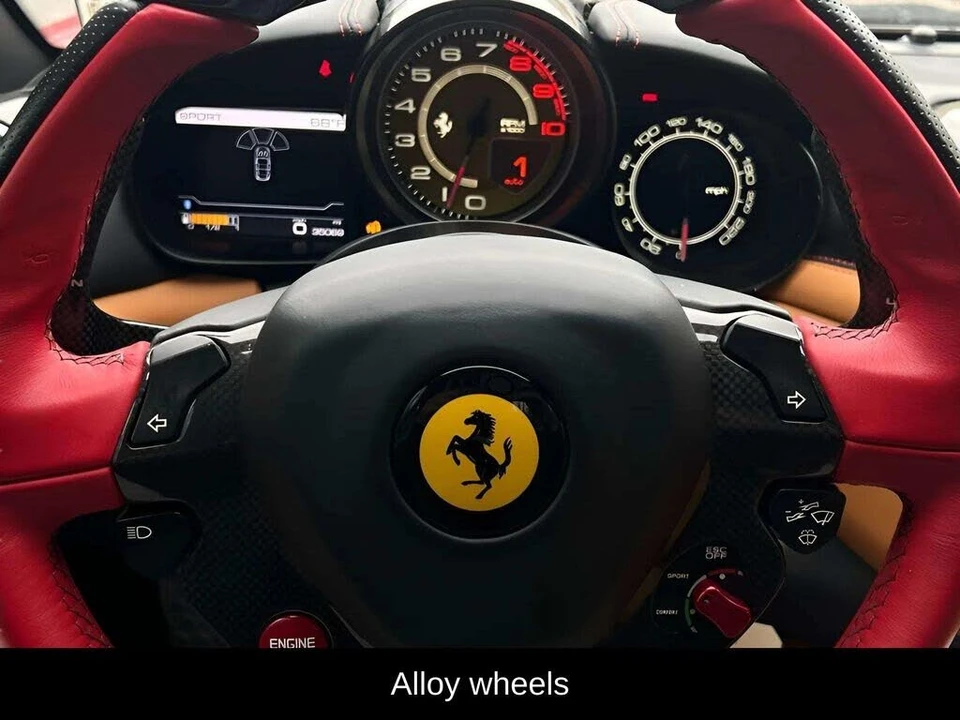 2016 Ferrari California T - Image 13 of 27