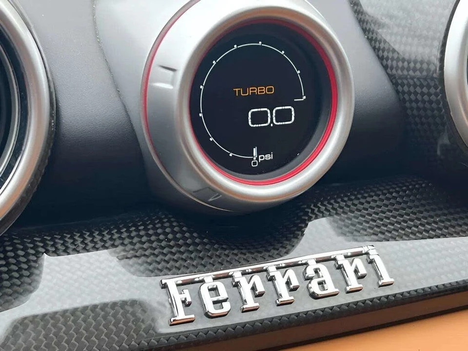 2016 Ferrari California T - Image 17 of 27