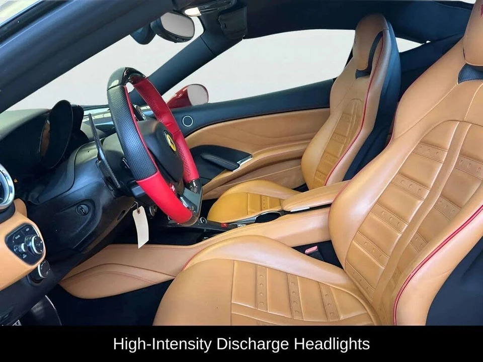 2016 Ferrari California T - Image 9 of 27