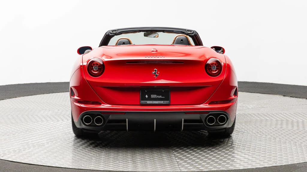 2016 Ferrari California T - Image 8 of 31