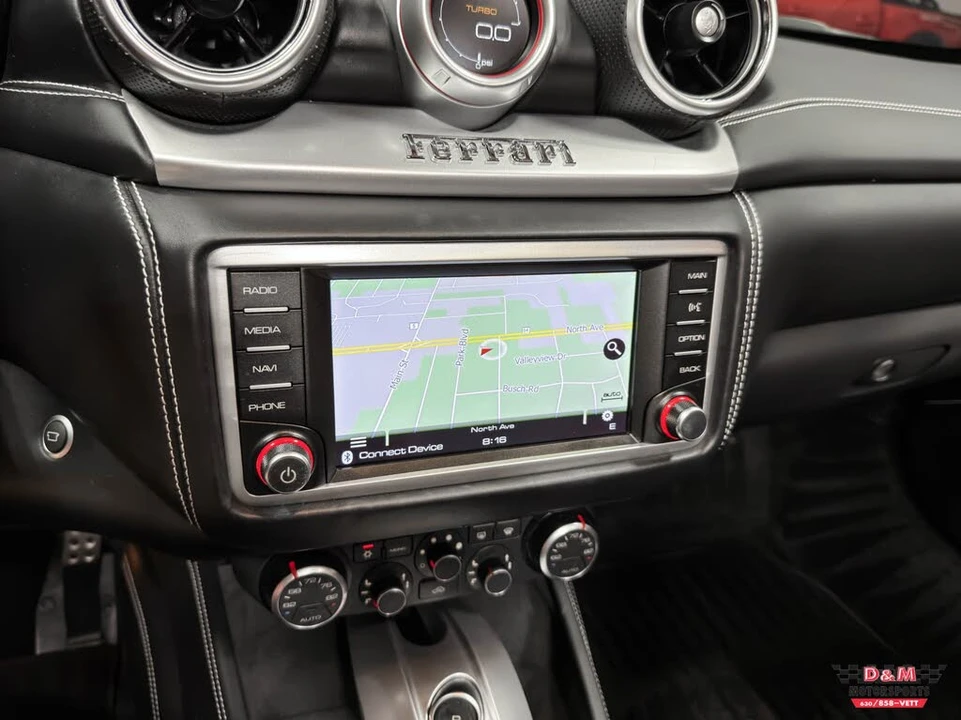 2016 Ferrari California T - Image 22 of 31