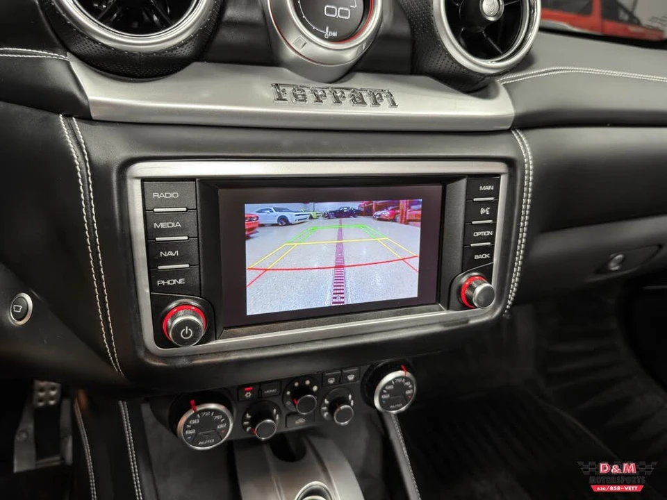 2016 Ferrari California T - Image 23 of 31