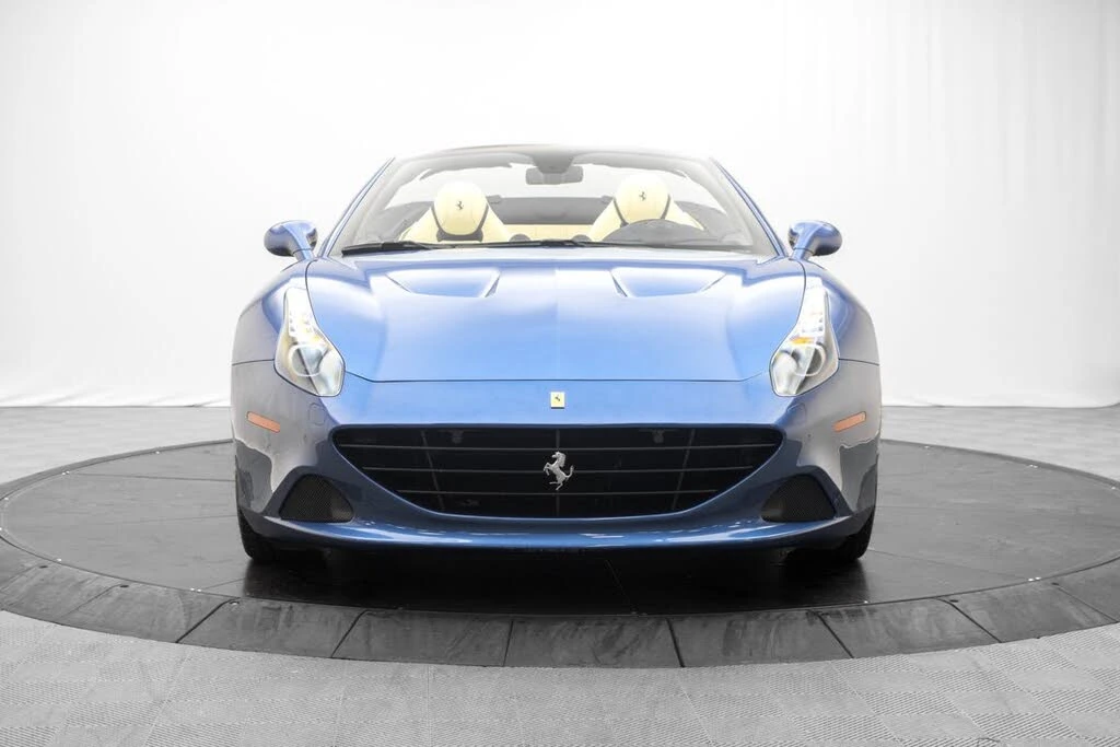 2016 Ferrari California T - Image 8 of 31