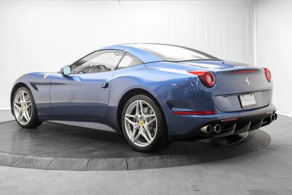 2016 Ferrari California T - Image 13 of 31