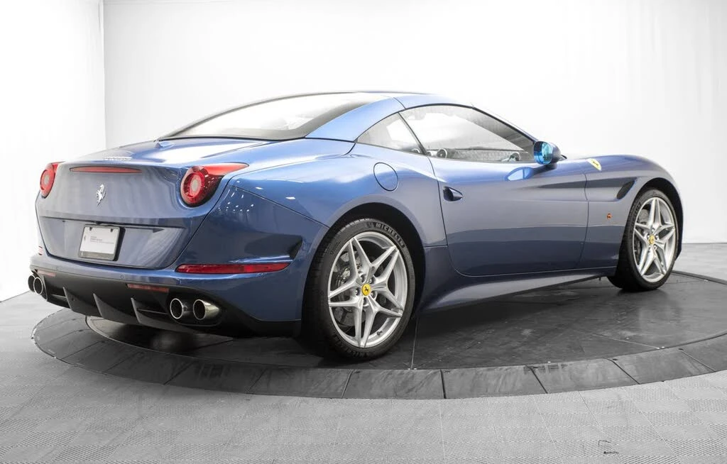 2016 Ferrari California T - Image 11 of 31