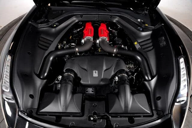 2016 Ferrari California T - Image 14 of 31