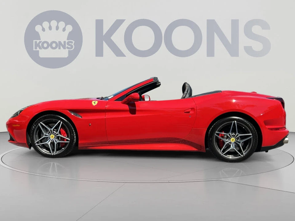 2016 Ferrari California T - Image 5 of 31