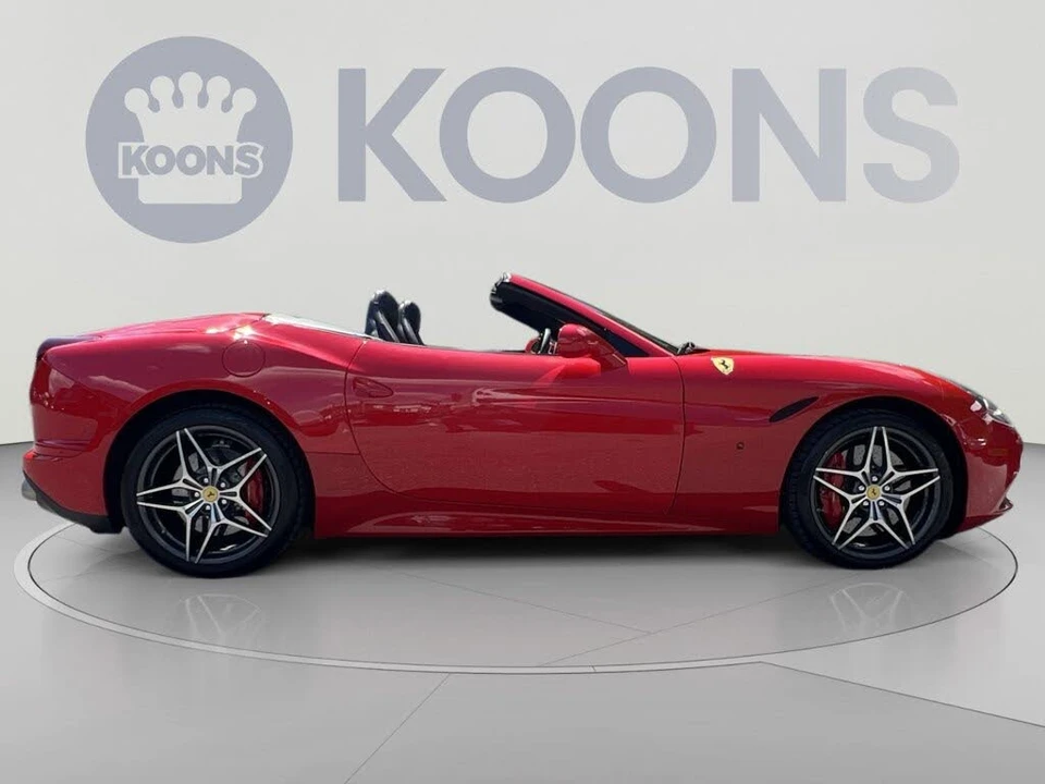 2016 Ferrari California T - Image 9 of 31