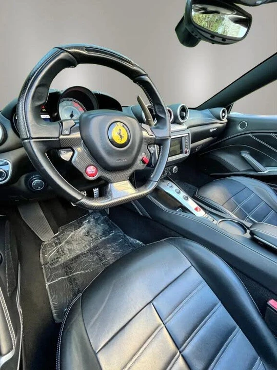 2016 Ferrari California T - Image 6 of 26