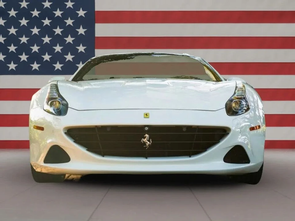 2016 Ferrari California T - Image 25 of 26