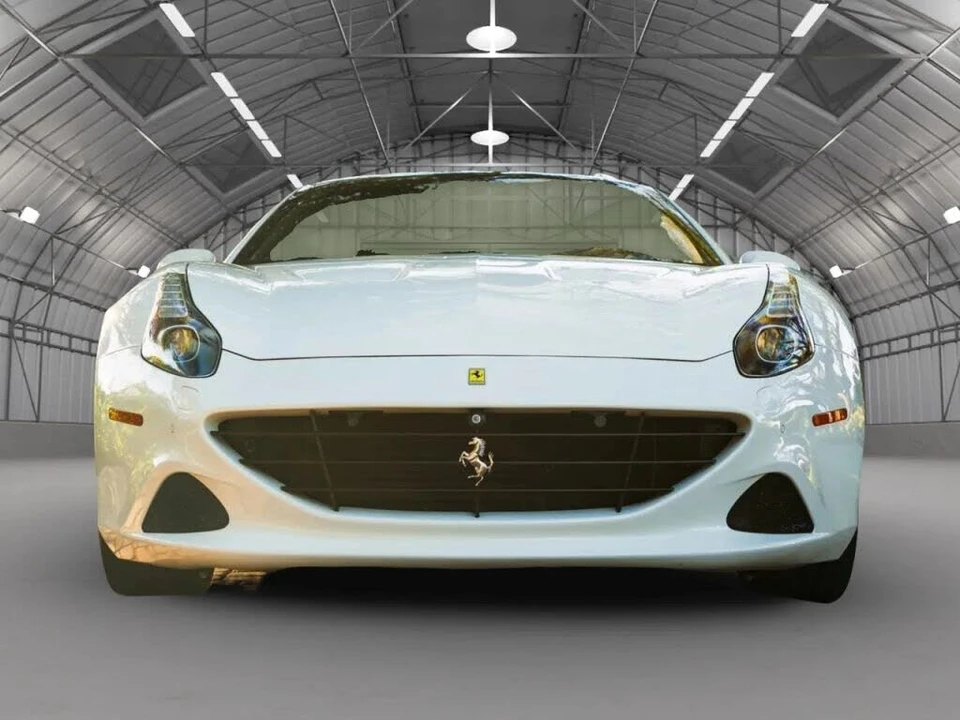 2016 Ferrari California T - Image 25 of 26