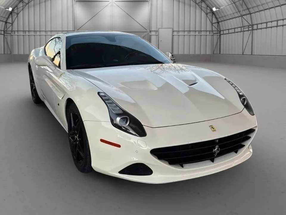 2016 Ferrari California T - Image 21 of 26