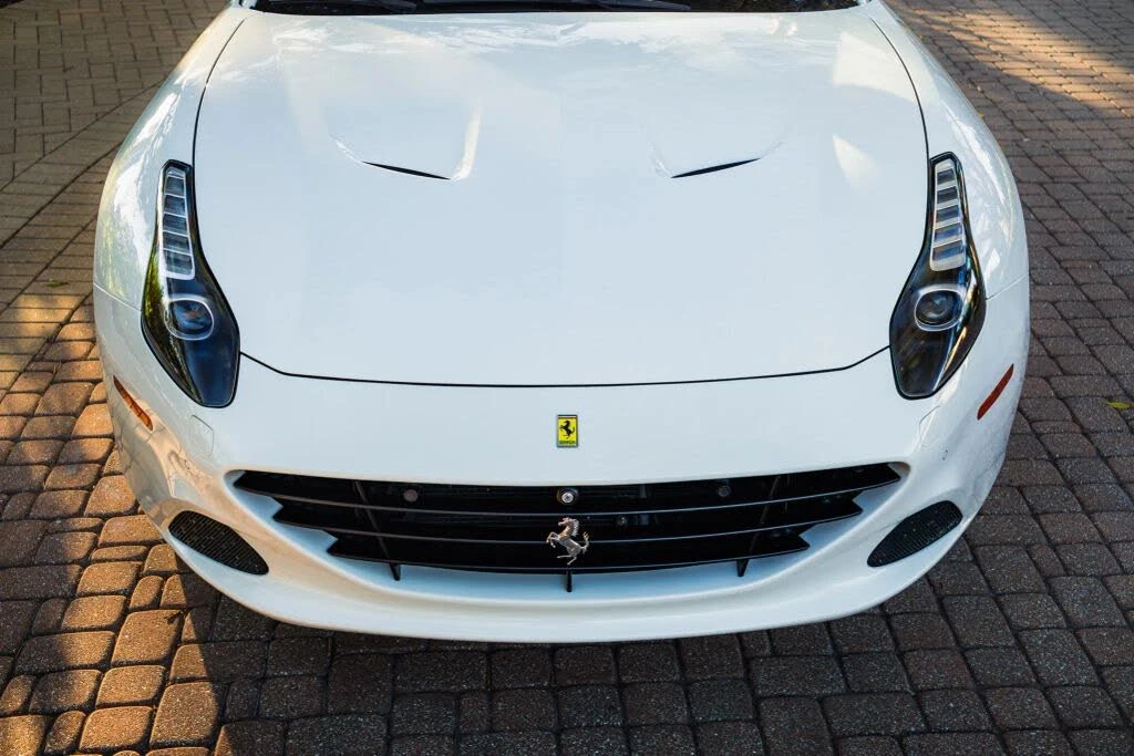 2016 Ferrari California T - Image 24 of 26