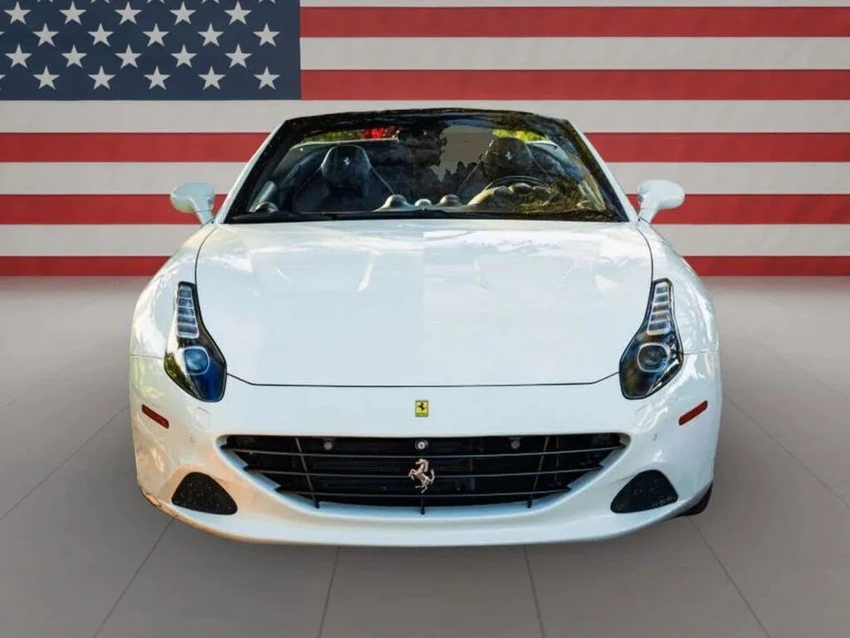 2016 Ferrari California T - Image 3 of 26