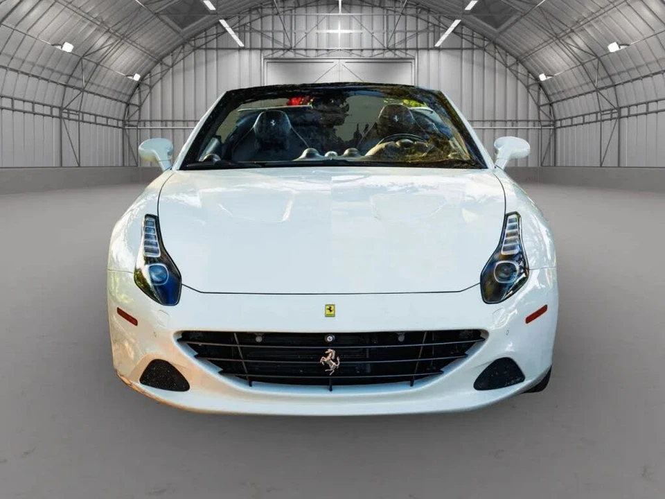 2016 Ferrari California T - Image 3 of 26