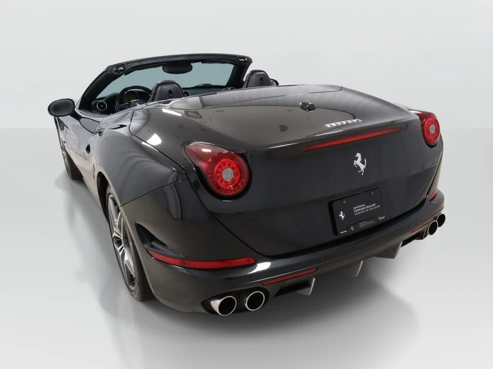 2016 Ferrari California T - Image 13 of 31