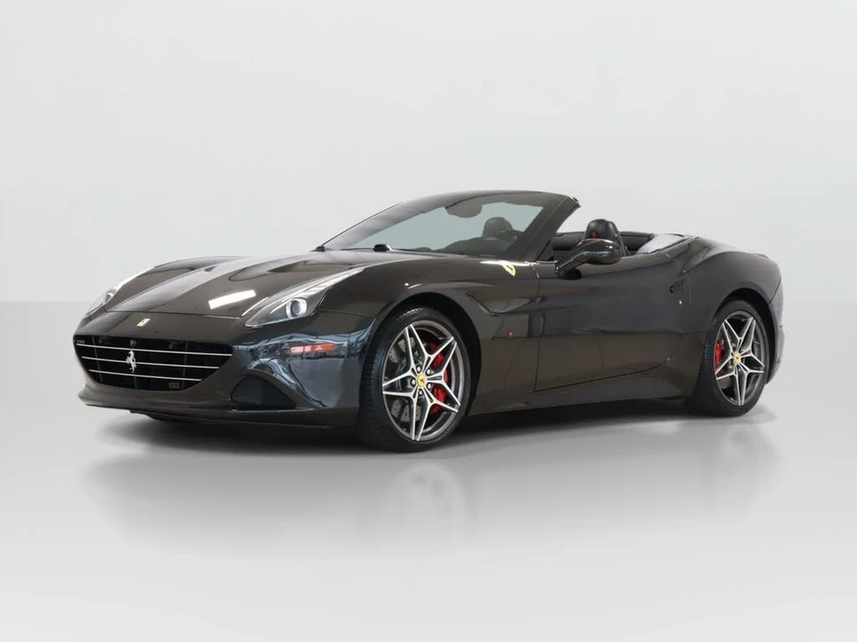 2016 Ferrari California T - Image 3 of 31
