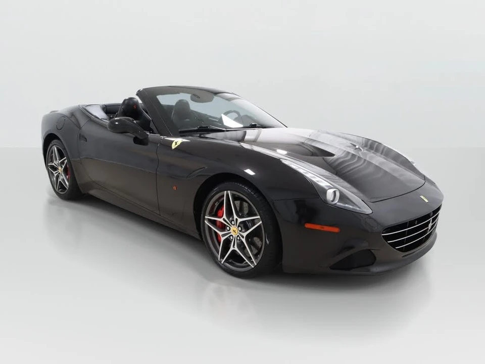 2016 Ferrari California T - Image 5 of 31