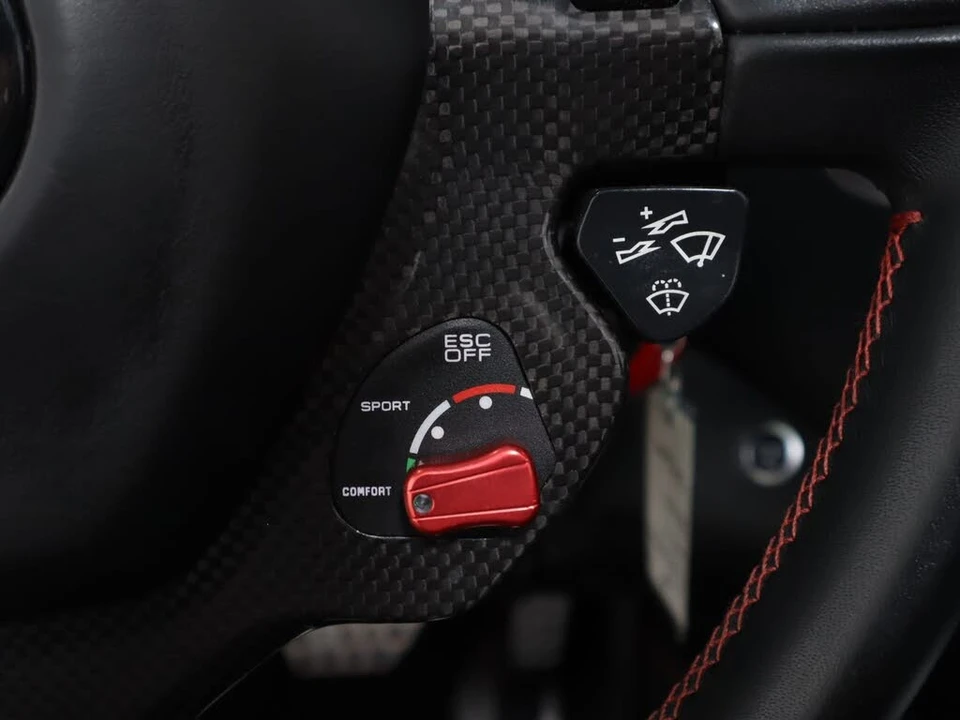 2016 Ferrari California T - Image 30 of 31