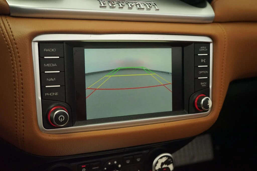 2016 Ferrari California T - Image 14 of 26