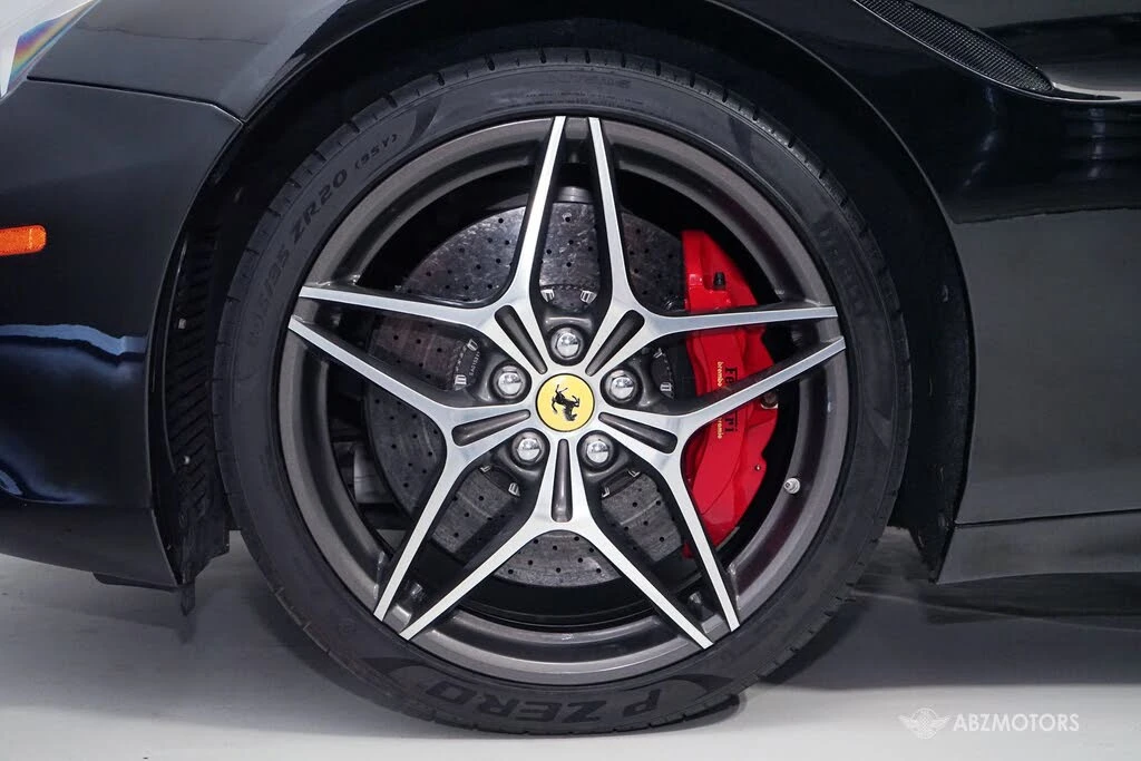 2016 Ferrari California T - Image 25 of 26