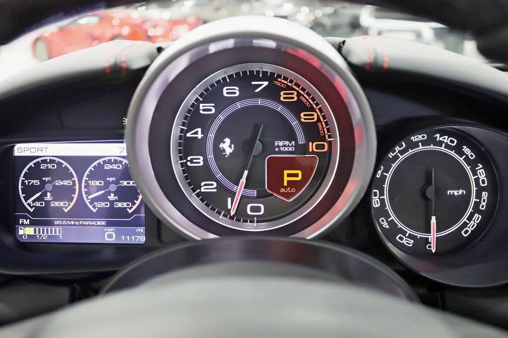 2016 Ferrari California T - Image 20 of 31
