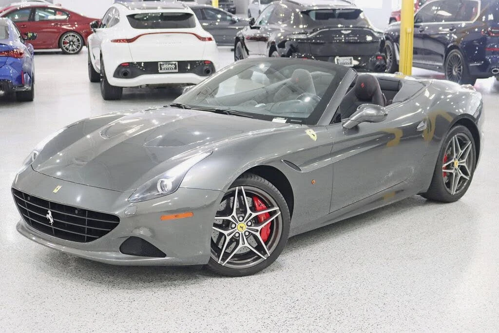 2016 Ferrari California T - Image 9 of 31