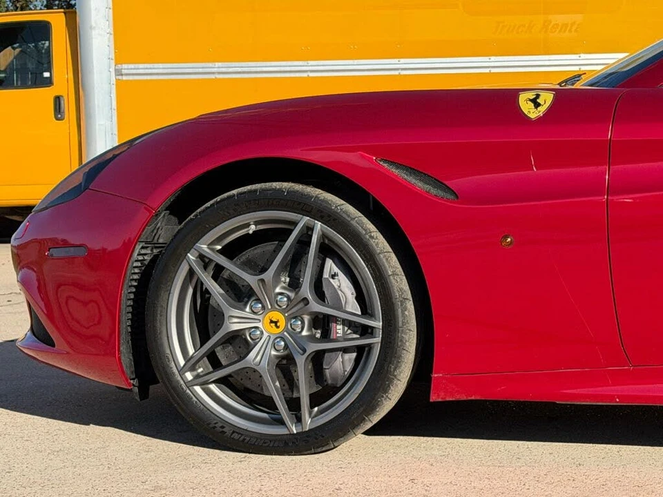 2016 Ferrari California T - Image 6 of 14