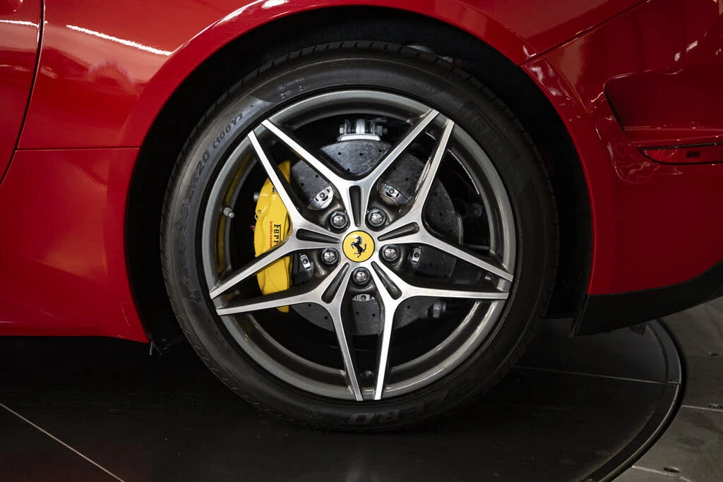 2016 Ferrari California T - Image 20 of 31