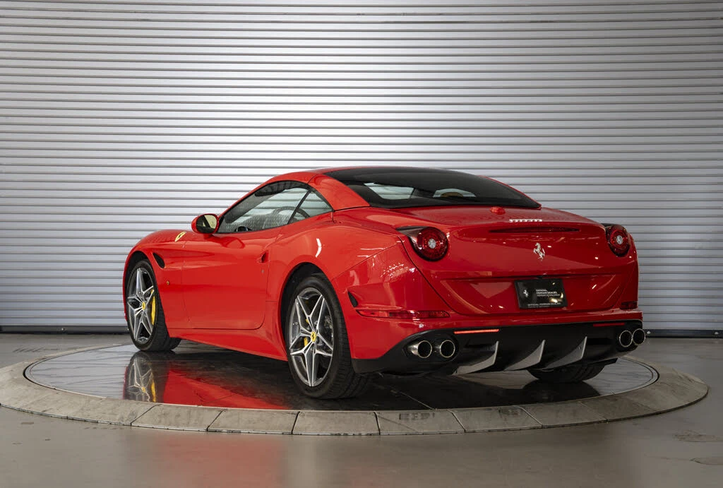 2016 Ferrari California T - Image 11 of 31