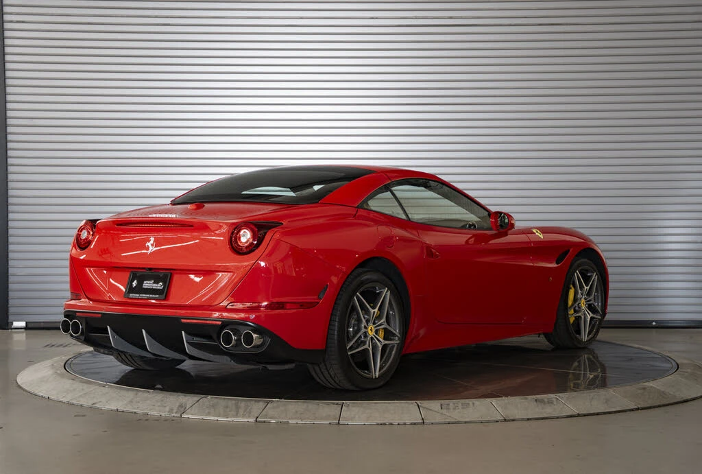 2016 Ferrari California T - Image 12 of 31