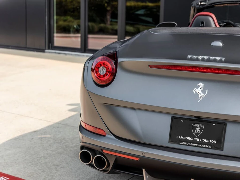 2016 Ferrari California T - Image 12 of 31