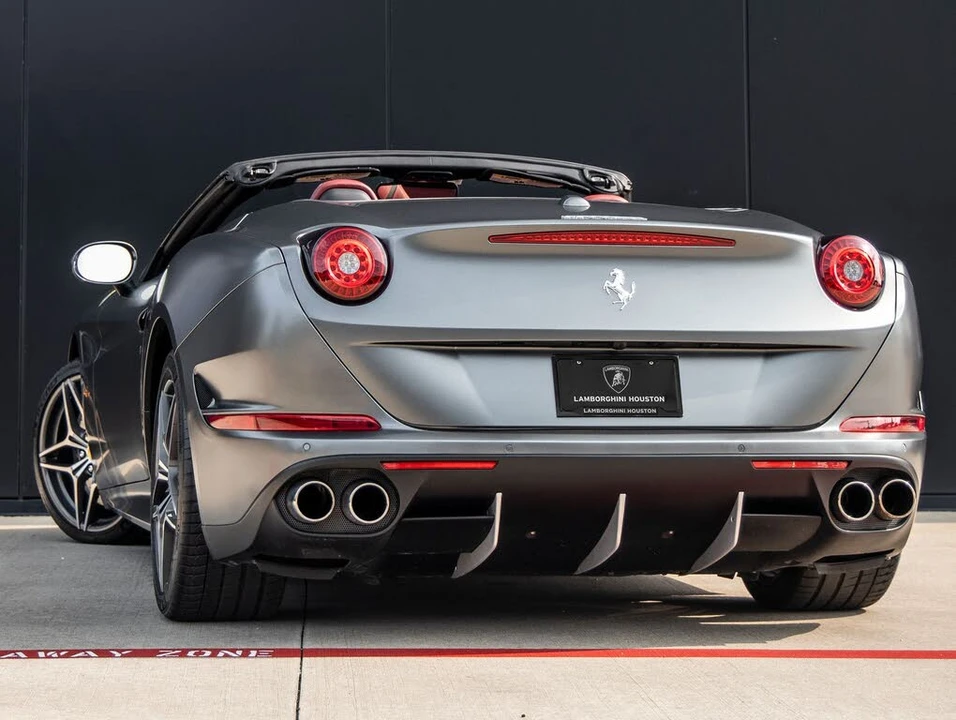 2016 Ferrari California T - Image 7 of 31