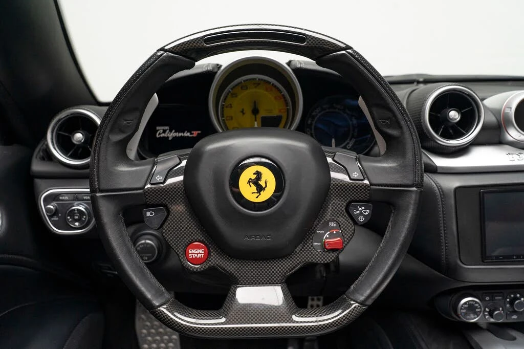 2016 Ferrari California T - Image 25 of 31