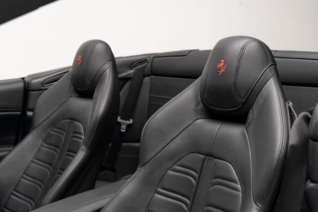 2016 Ferrari California T - Image 16 of 31